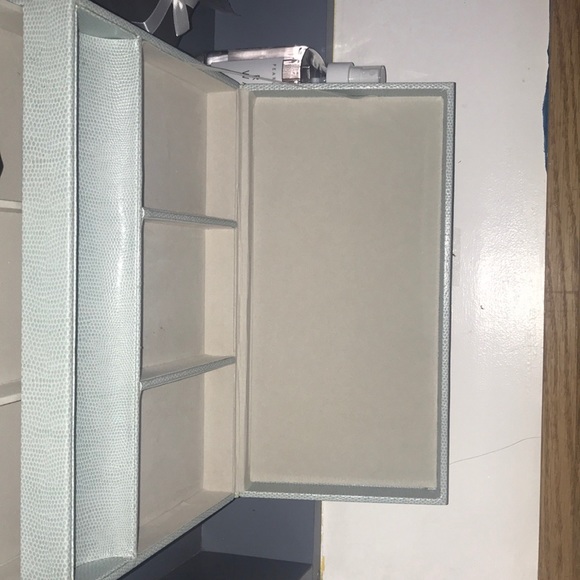 Jewelry box - Picture 5 of 5